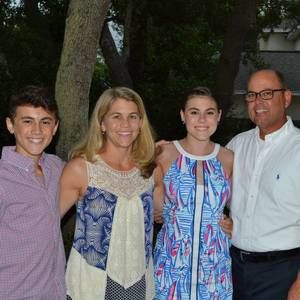 Meet your Posher, Stacy